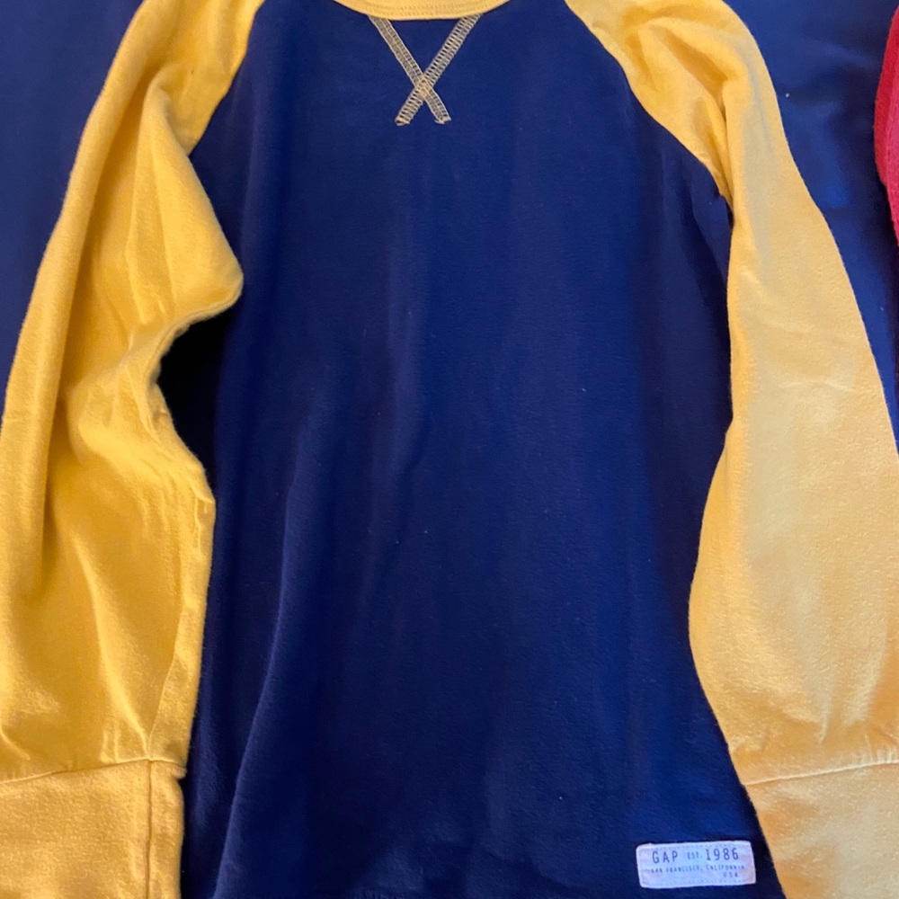 Lot of 2 boys tops size 4/5 - Picture 2 of 5